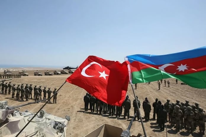 Aliyev'den Türk devletlerine askeri iş birliği çağrısı