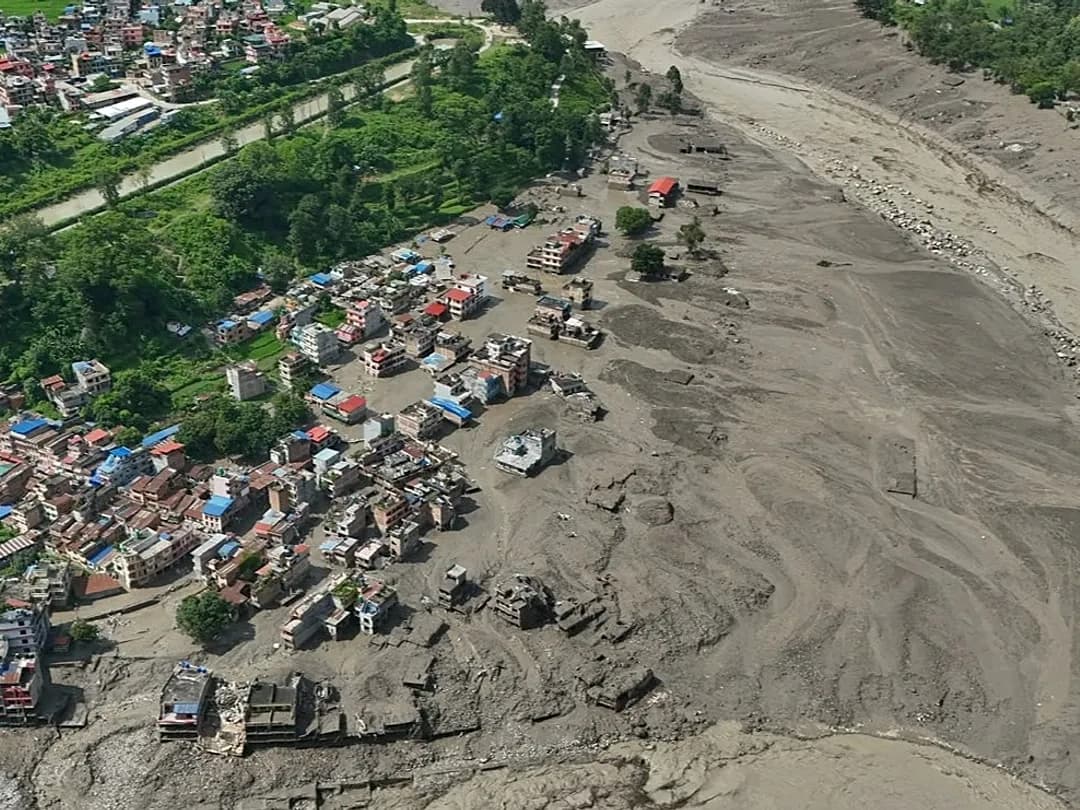 Nepal'deki sel felaketinde can kaybı 359'a yükseldi