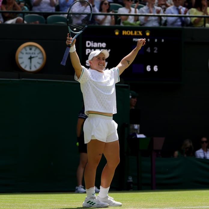 Sonay Kartal'dan dördüncü tur başarısı