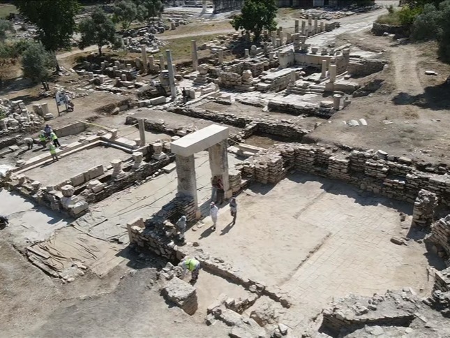 Gladyatörler şehri Stratonikeia'nın ihtişamlı kütüphanesi gün yüzüne çıkıyor