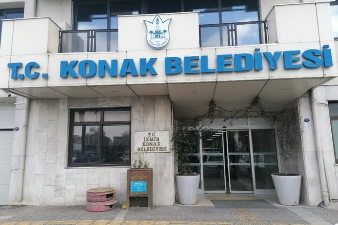İzmir Büyükşehir ve Konak Belediyelerine operasyon: İki ihalede usulsüzlük iddiası