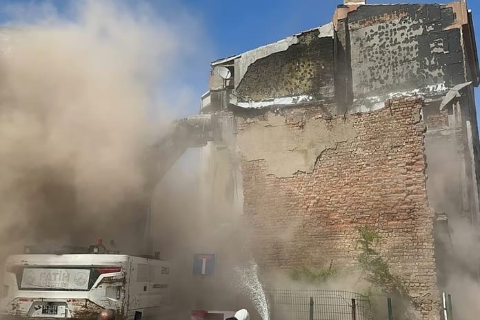 İletişim Başkanlığı deprem anı ve sonrasında yapılması gerekenleri sıraladı