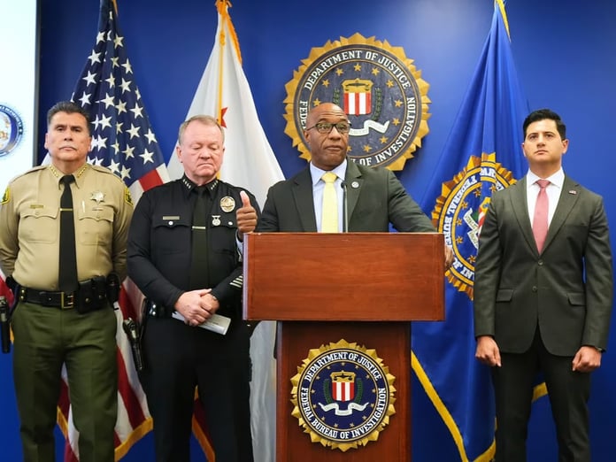 Los Angeles'ta yılbaşında terör saldırısı paniği