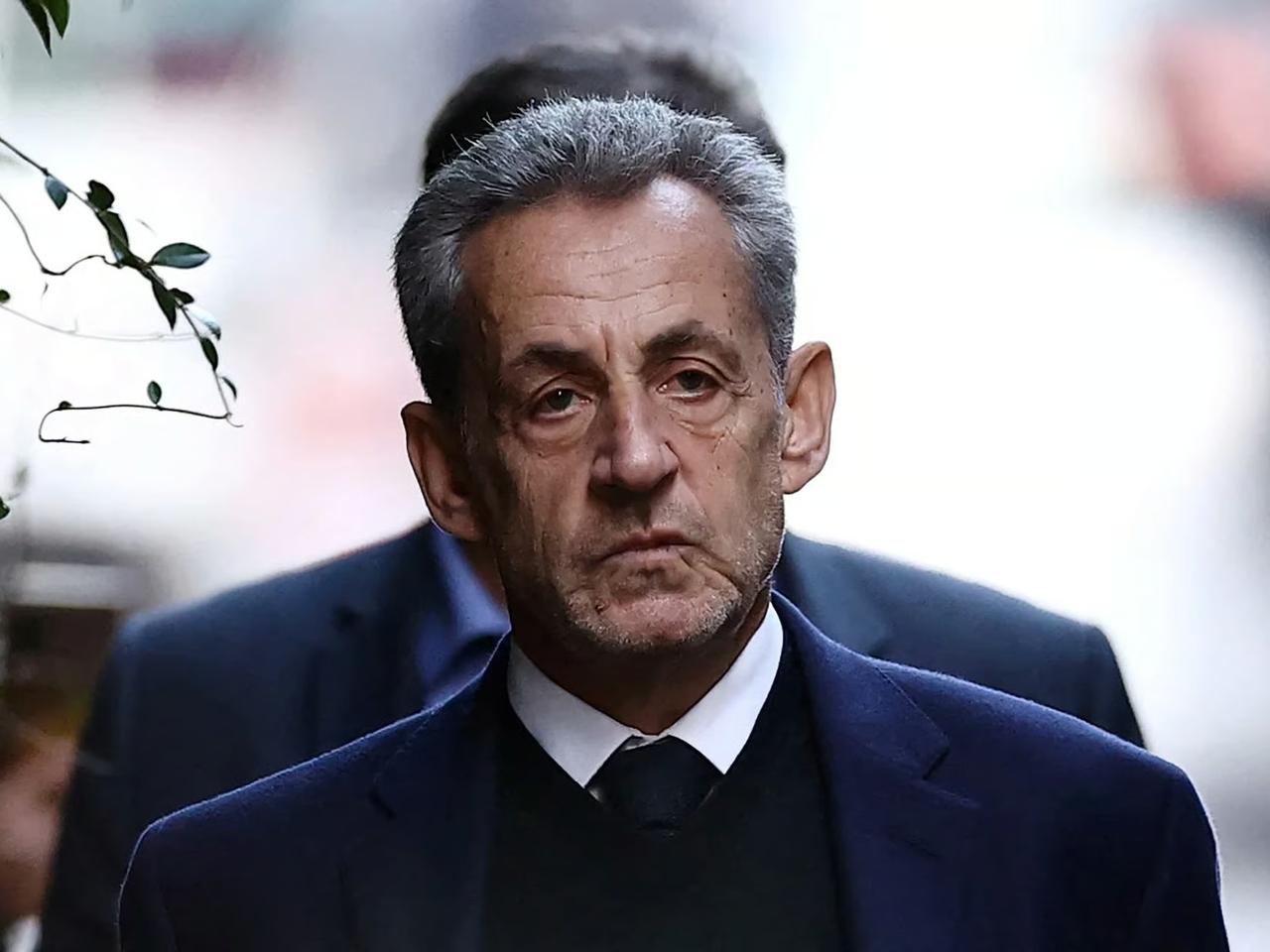 Epstein dosyası Sarkozy'ye uzandı