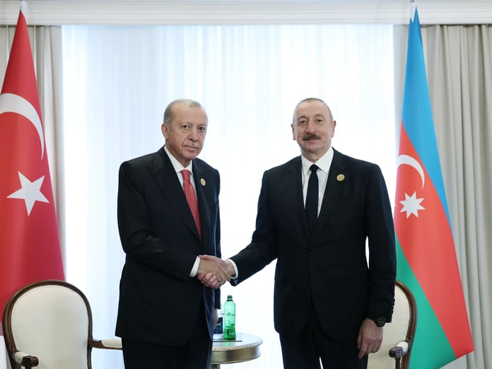 Aliyev: "Karabağ Zaferi'nde Cumhurbaşkanı Erdoğan'ın desteği güç verdi"