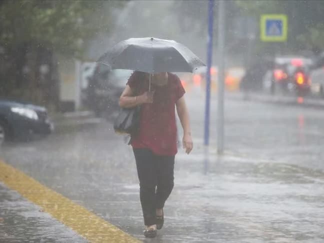 Meteoroloji uyardı: O bölgeleri sel ve çamur yağışı vuracak!