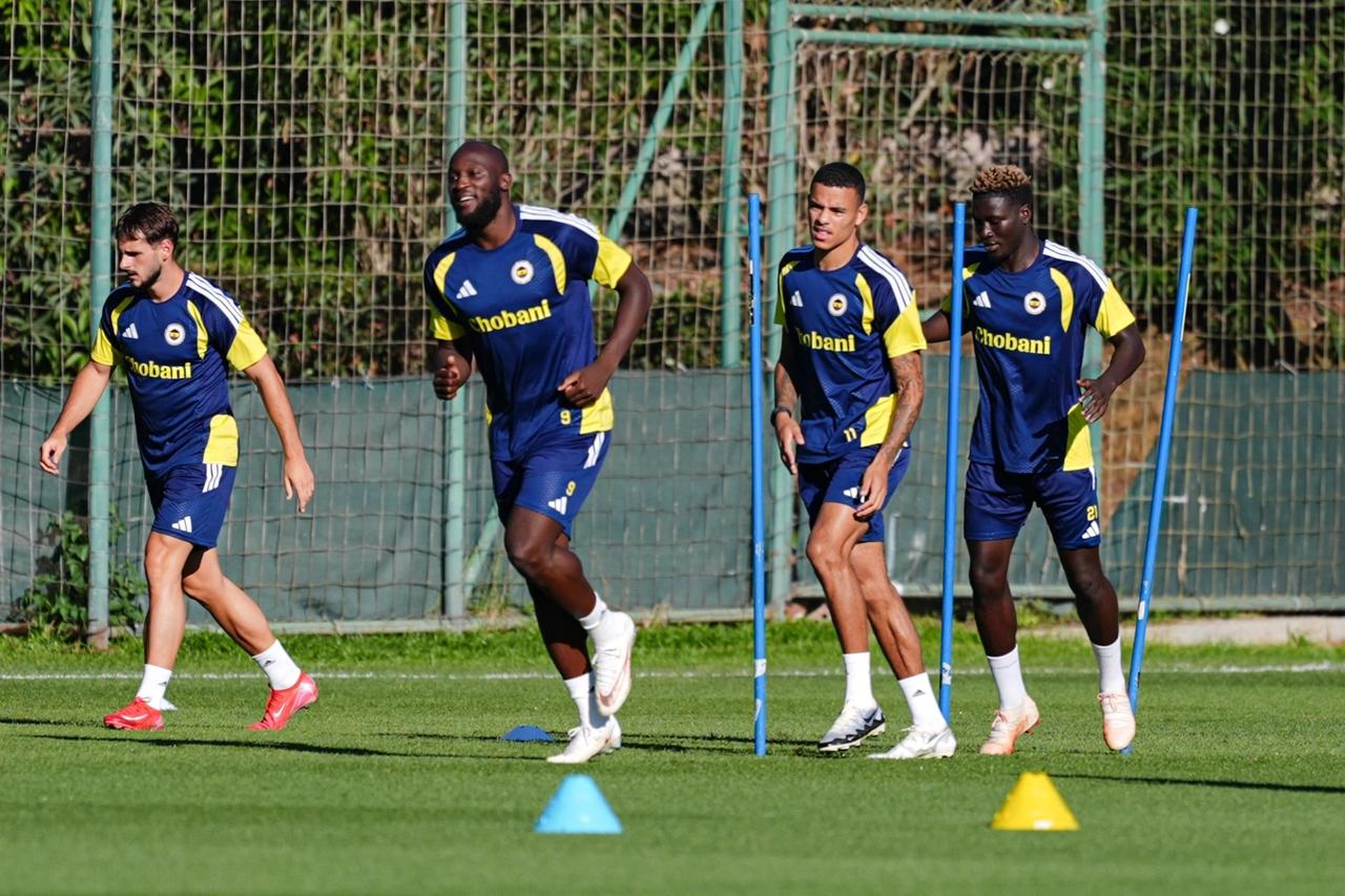 Fenerbahçe ve Roma'nın son durumları ve karşılaştırmalı rakamlar