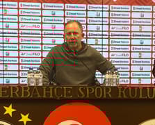 Beşiktaş’ta transfer harekatı başladı: Sergen Yalçın'dan camiaya açık mesaj