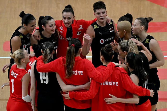 Filenin Sultanları, Milletler Ligi'nde Çekya karşısında: Finaller garantilendi, sıralama kovalanıyor