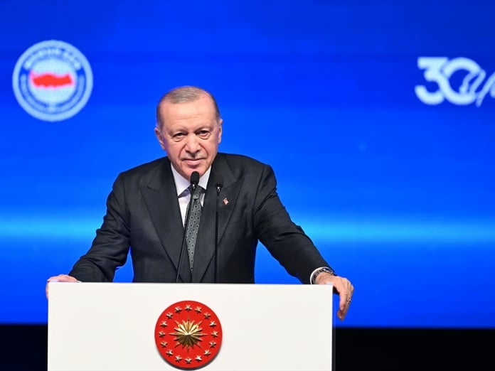 Cumhurbaşkanı Erdoğan binlerce işçiyi ilgilendiren tarihi duyurdu