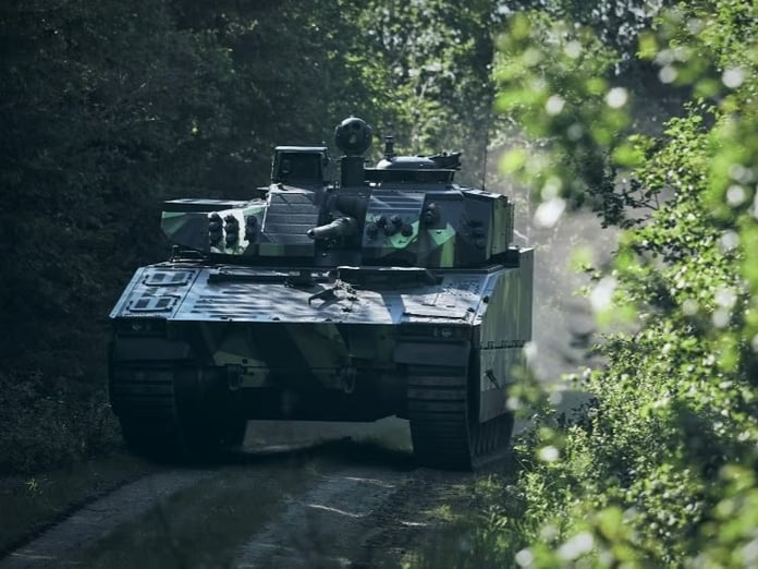 Raytheon UK, CV90 araçları için GPS karıştırma önleyici sistemler tedarik edecek
