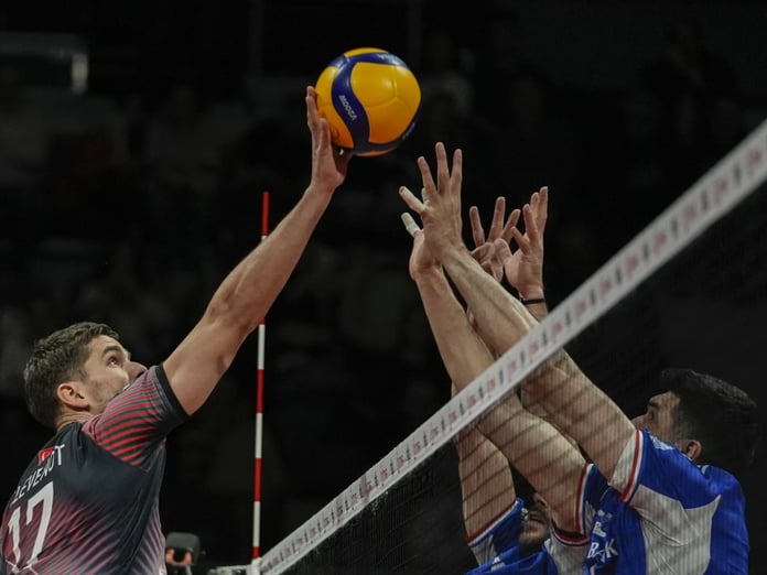 Efeler Ligi'nde normal sezon tamamlandı: Play-off eşleşmeleri belli oldu