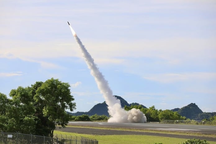 ABD ordusu yeni balistik füze sistemini üretime başladı
