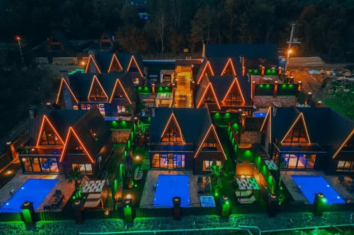 Sosyal medyadan bungalov vurgunu: 636 milyon TL'lik dolandırıcılıkta  6 tutuklama