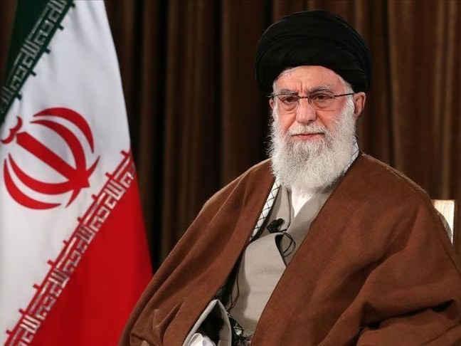 Hamaney Trump'a meydan okudu: İran teslim olmayacak