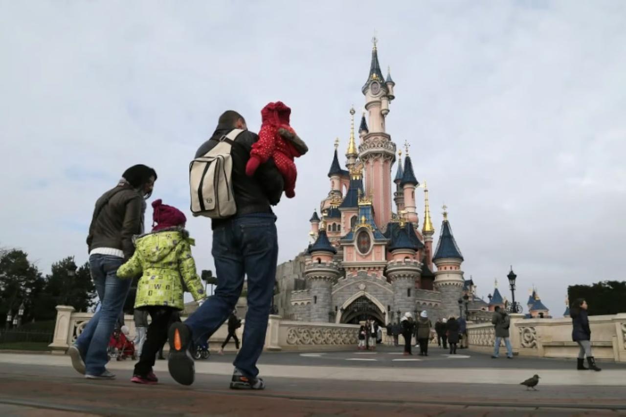 Disneyland Paris batabilir!