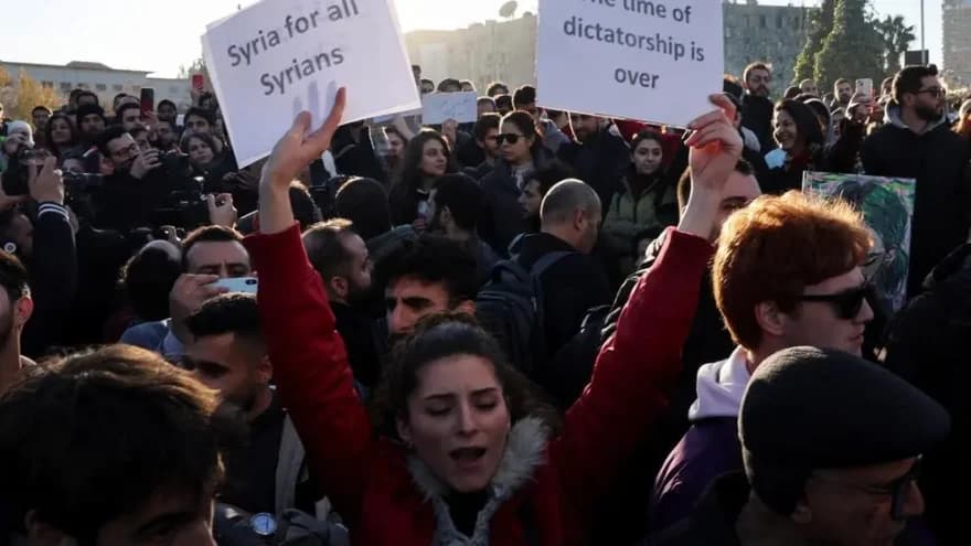 Özgür Suriye'nin birinci yılı geride kaldı