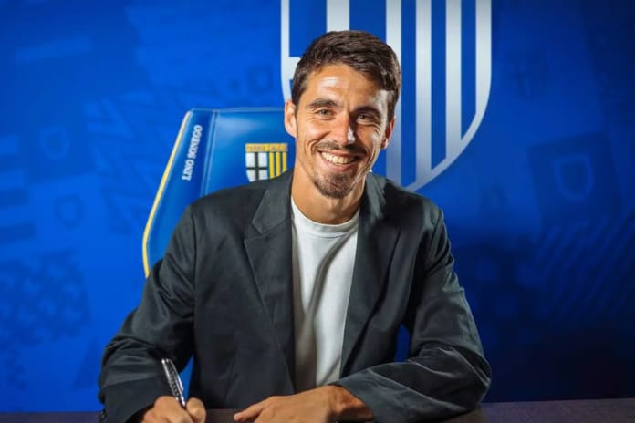 Parma'da teknik direktörlük koltuğuna Arsenal'ın genç yardımcı antrenörü Carlos Cuesta getirildi