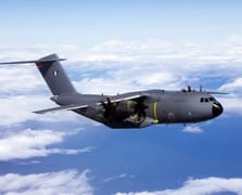 Fransa, 4 yeni A400M Atlas uçağı almayı planlıyor