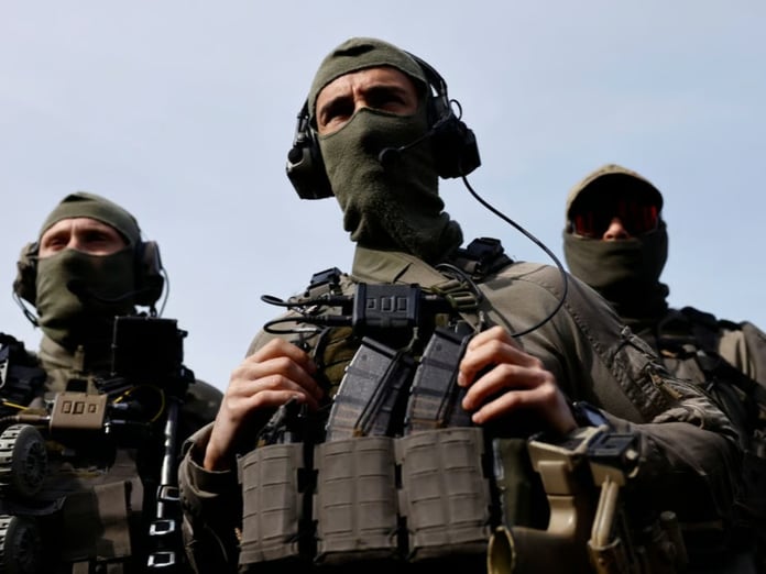 Fransa bağımsızlık yıl dönümü öncesi Yeni Kaledonya’ya binlerce güvenlik gücü gönderdi