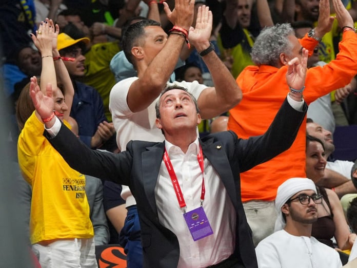 Ali Koç'tan müjdeler ve sitemler: Chobani sponsorluğu, transfer sinyali ve Atatürk Stadı talebi