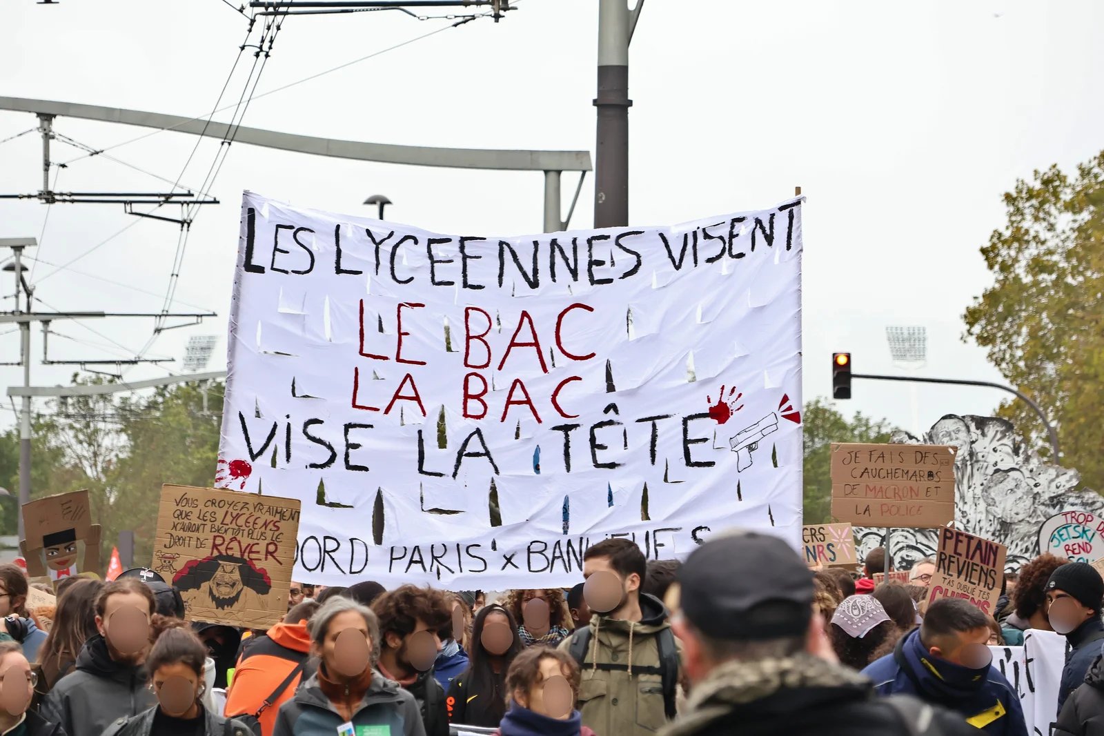 Clashes Hit Paris and Hamburg After Mass Marches