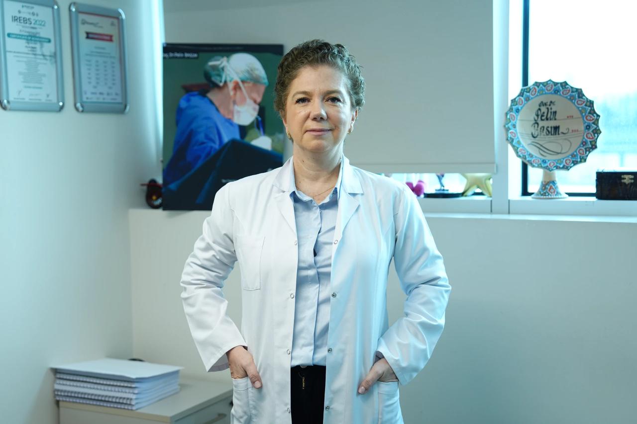 Meme Cerrahisi Uzmanı Doç Dr Pelin Basım