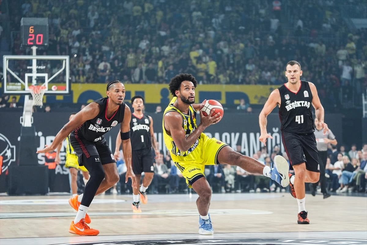 Basketbolda sezonun ilk kupası Fenerbahçe'nin: 39. Cumhurbaşkanlığı Kupası