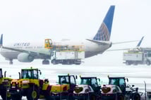 ABD’de kar fırtınası hava ulaşımını vurdu