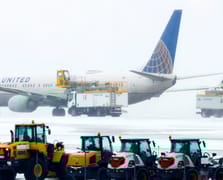 ABD’de kar fırtınası hava ulaşımını vurdu