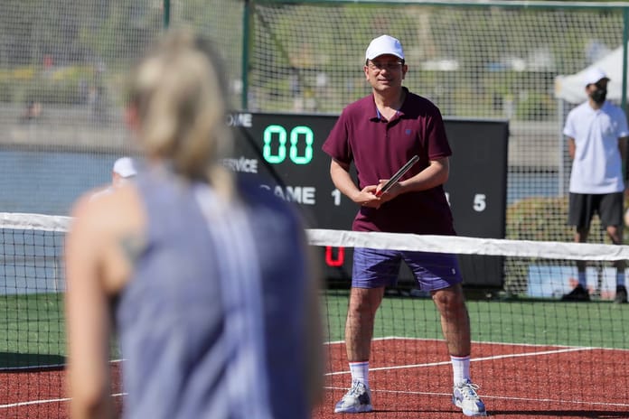 Ekrem İmamoğlu'nun şov amaçlı tenis kortu çöp oldu