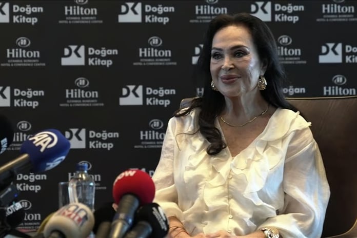 Türkan Şoray'ın hayatı kaleme alındı