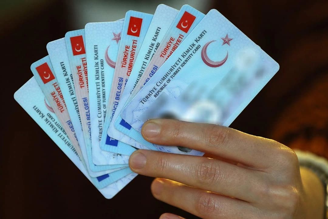 Yerli üretim hedefi! Kimlik ve pasaport çipleri Türkiye'de üretilecek
