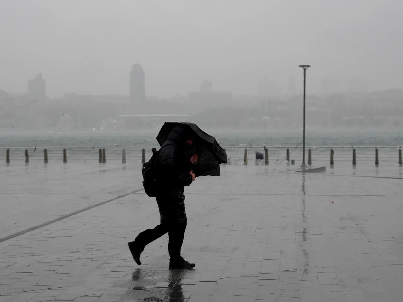Türkiye genelinde fırtına ve sağanak alarmı