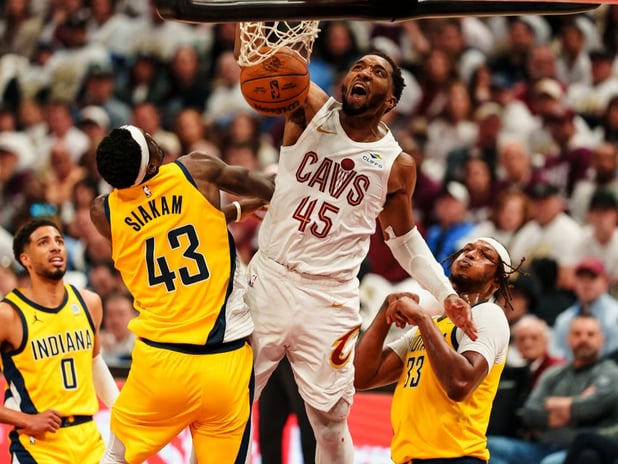 NBA play-offlarında 2.tur: Pacers seride 2-0 öne geçti, Warriors galibiyetle başladı