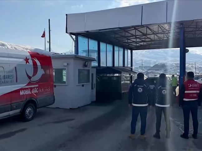 Ülke genelindeki denetimlerde 478 düzensiz göçmen yakalandı