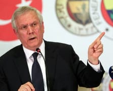 Aziz Yıldırım başkanlık yarışından çekildi: Yıldırım'dan yönetime sert eleştiriler, camiaya birlik çağrısı