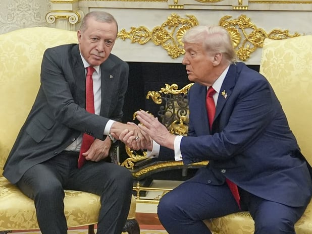Erdoğan ile Trump’tan kritik telefon görüşmesi: Suriye ve DEAŞ masada