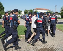 3 ilde Kamuyu 2.5 milyar TL zarara sokan suç örgütüne operasyon