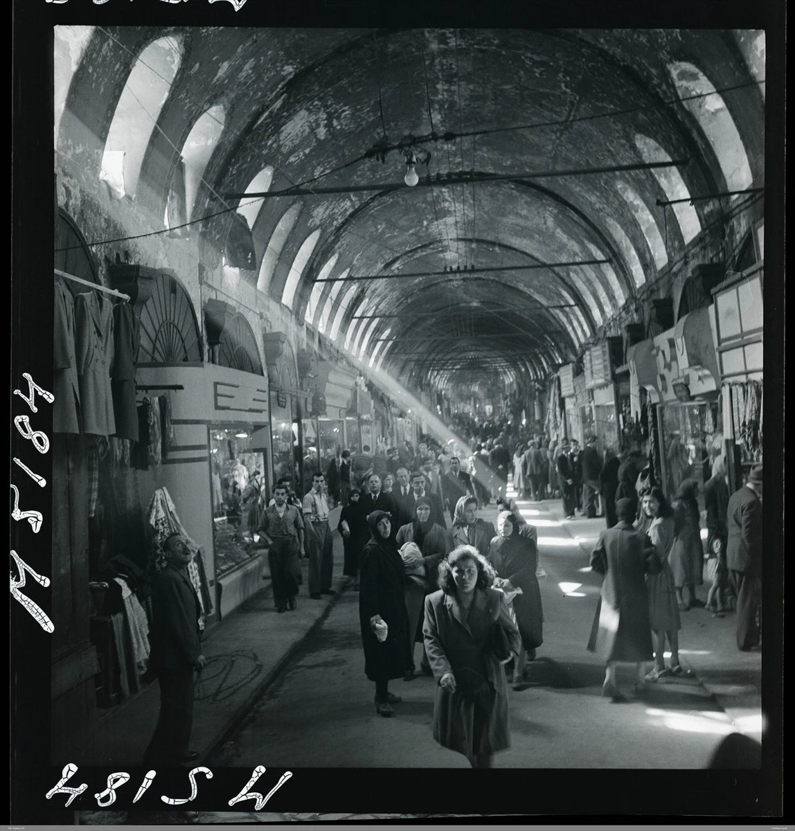 İstanbul'un hiç görmediğiniz fotoğrafları ortaya çıktı | Ünlü fotoğrafçının 79 yıllık arşivi tarihe ışık tutuyor