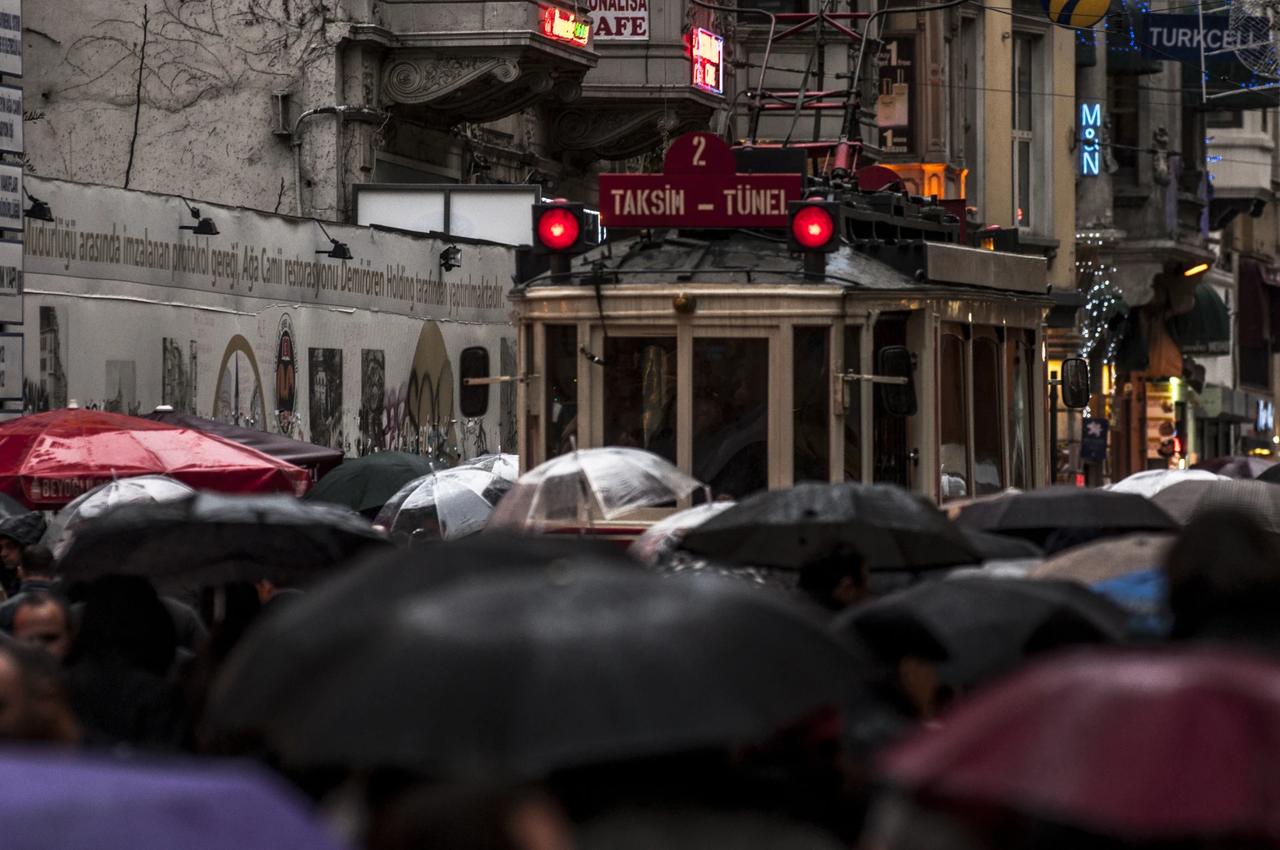 İstanbul Hava Durumu | 31 Mart - 5 Nisan'da AKOM ile bu hafta İstanbul'da hava nasıl olacak, yağmur ne zaman bitecek?