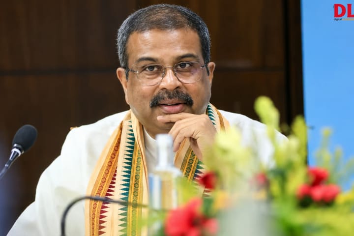 Win for the Cockroaches: India's Education Minister Resigns
