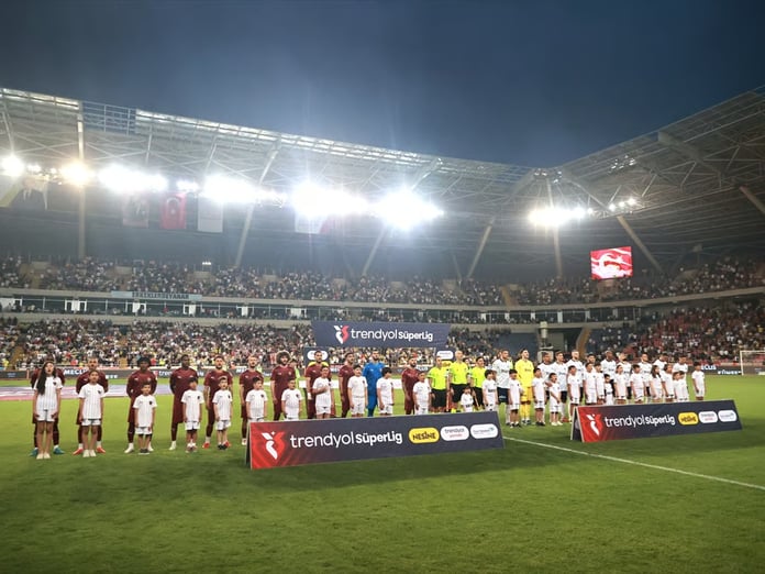 Süper Lig'de sezon kapanışı öncesi tüm maçların programı açıklandı