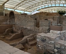 Sardes'te 2 bin 800 yıllık Lidya Sarayı'nın kalıntılarına ulaşıldı