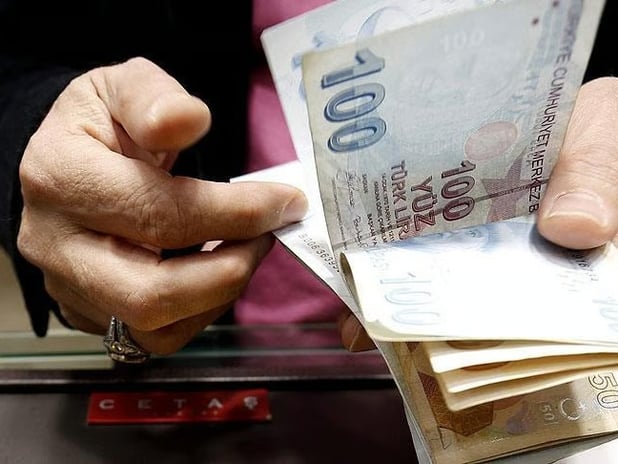 Milyonların gözü bu düzenlemede: Kademe gelecek, yaş artışı yok! Uzmanı açıkladı 