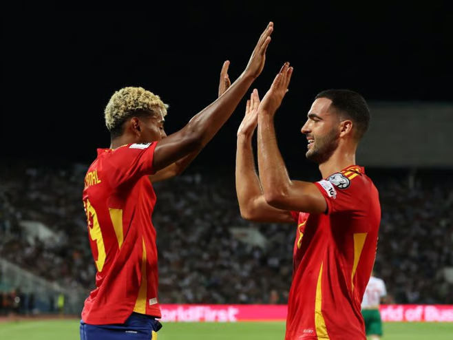 2026 Dünya Kupası'na sürprizlerle başlangıç: Almanya Slovakya'ya mağlup olurken, İspanya gol şov yaptı