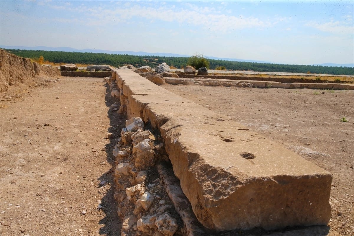 Blaundos Antik Kenti'nde yeni keşif