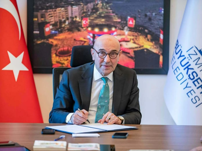 İZBETON davasında Soyer ve Aslanoğlu yeniden hakim karşısında