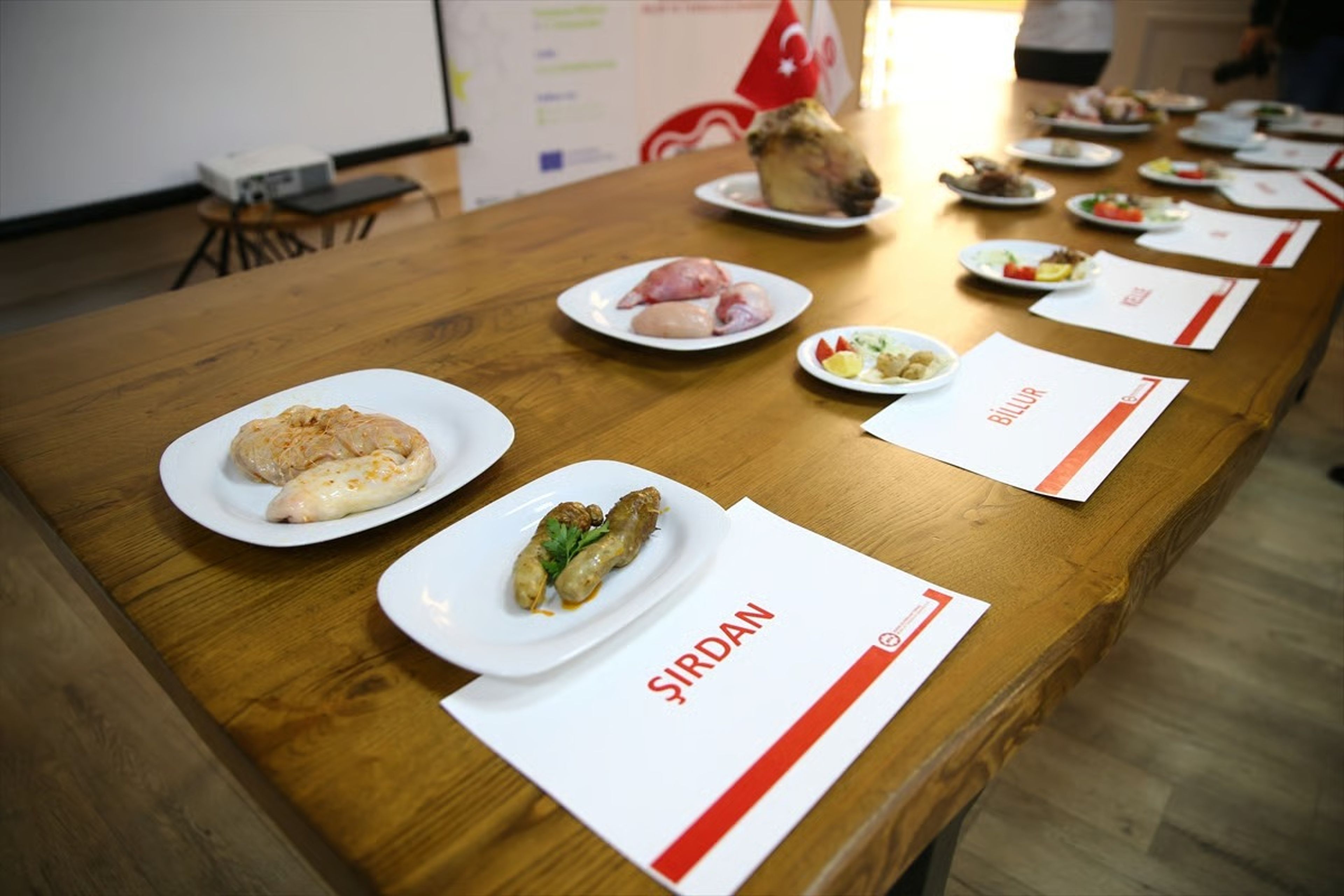 Kimi bayılıyor, kimi uzak duruyor: Türkiye’nin en sıra dışı lezzetleri tanıtıldı