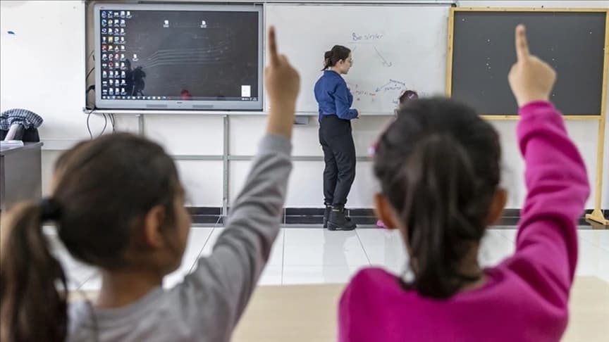 Özel okul öğretmenlerine yeşil pasaport teklifi
